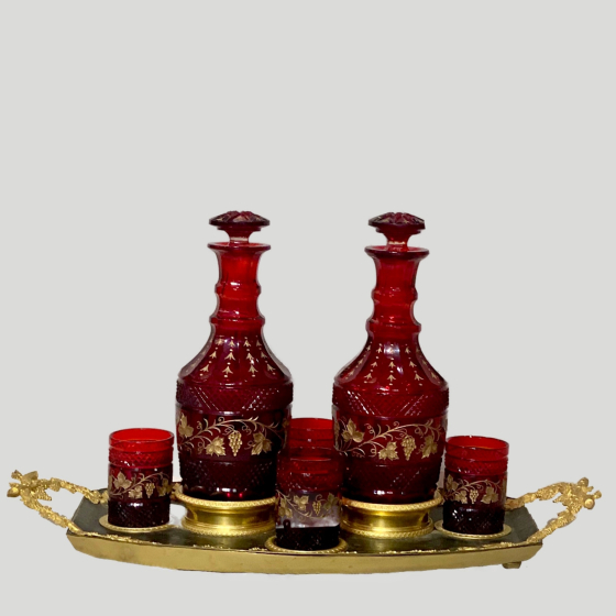Комплект для крепких напитков "Медный рубин", Россия, 1840-е гг.